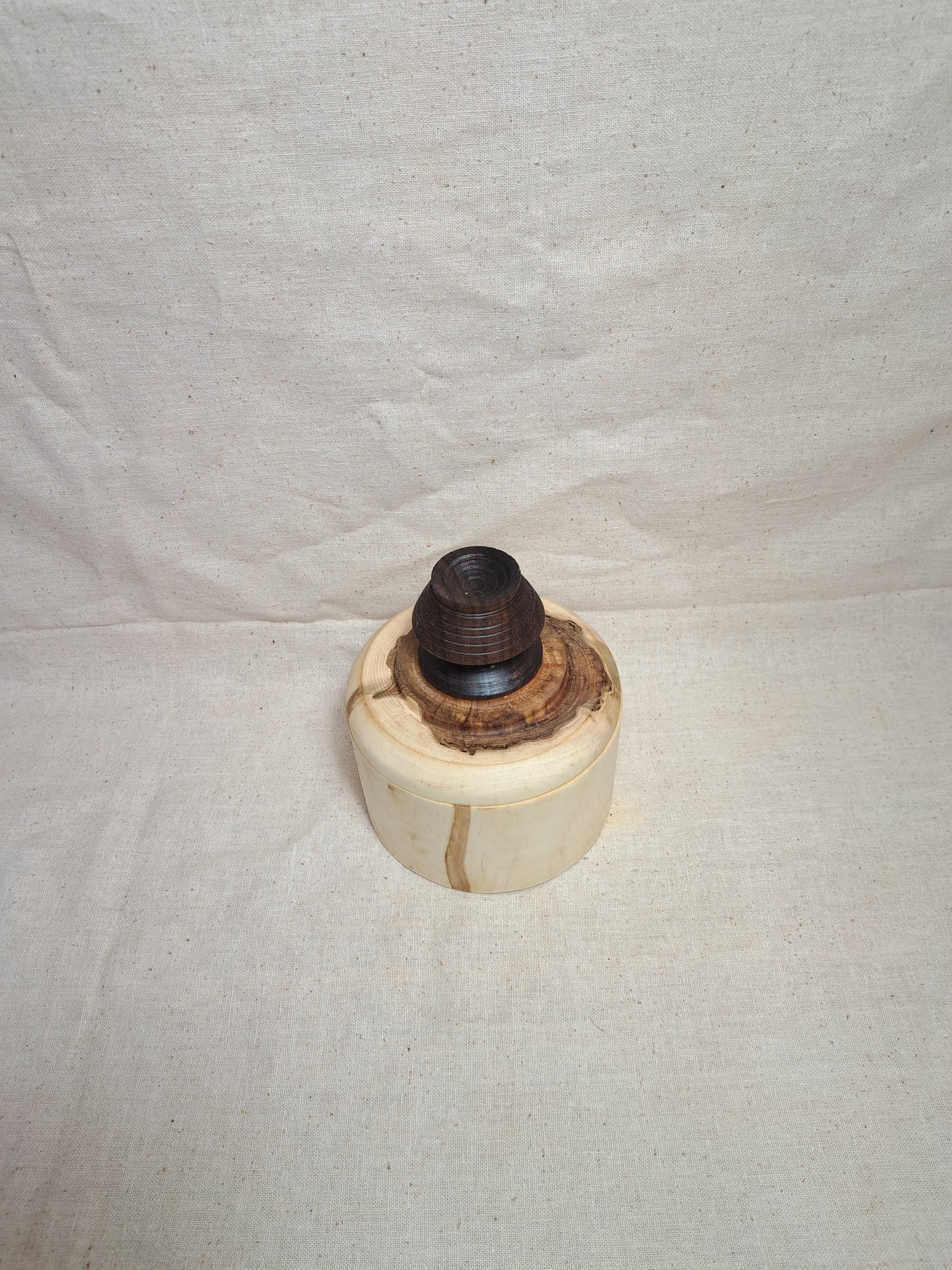 #160 Maple box with Walnut knob