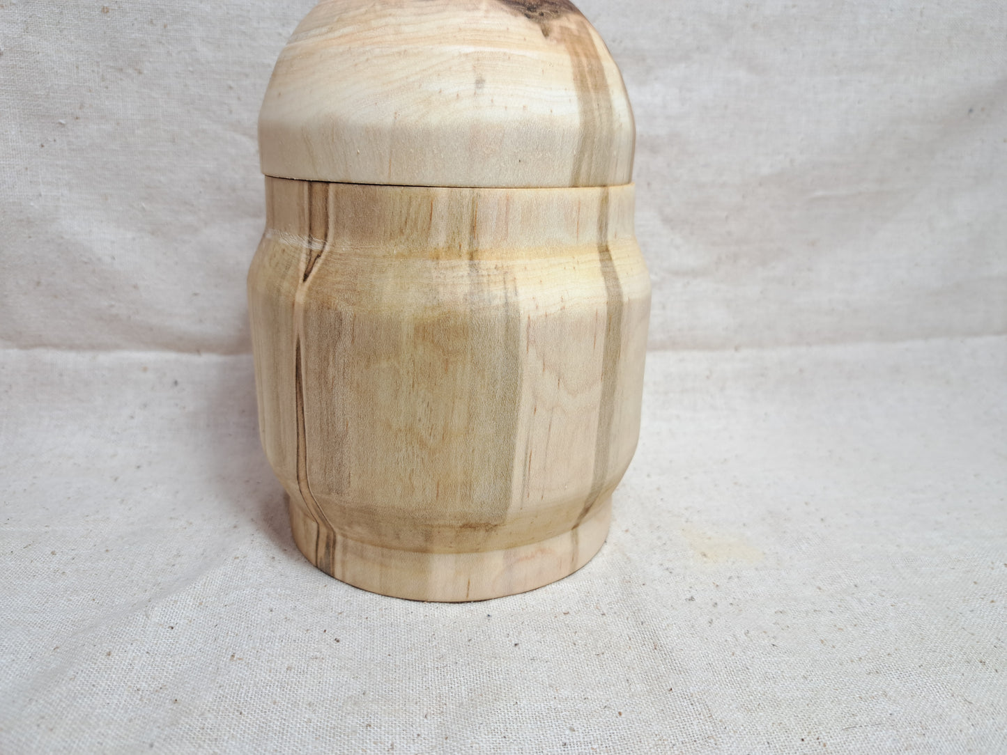 #159 Maple box with Walnut knob