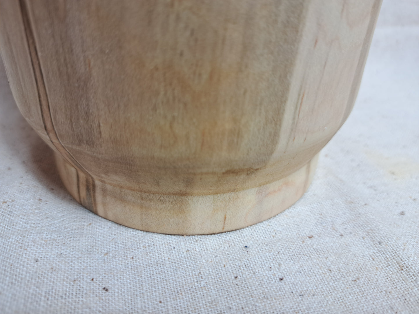 #159 Maple box with Walnut knob